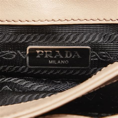 prada saffiano leather chain